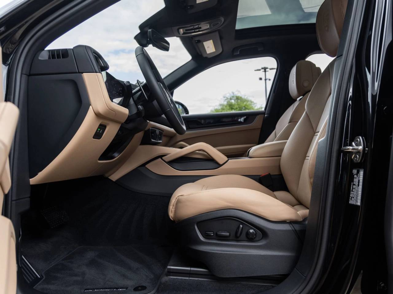 2026 Porsche Cayenne AWD