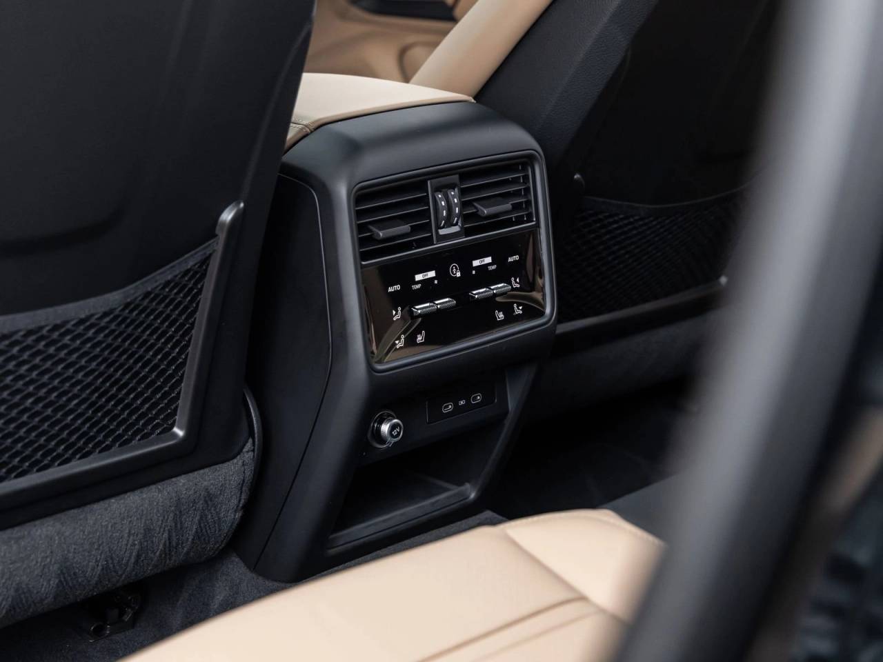 2026 Porsche Cayenne AWD