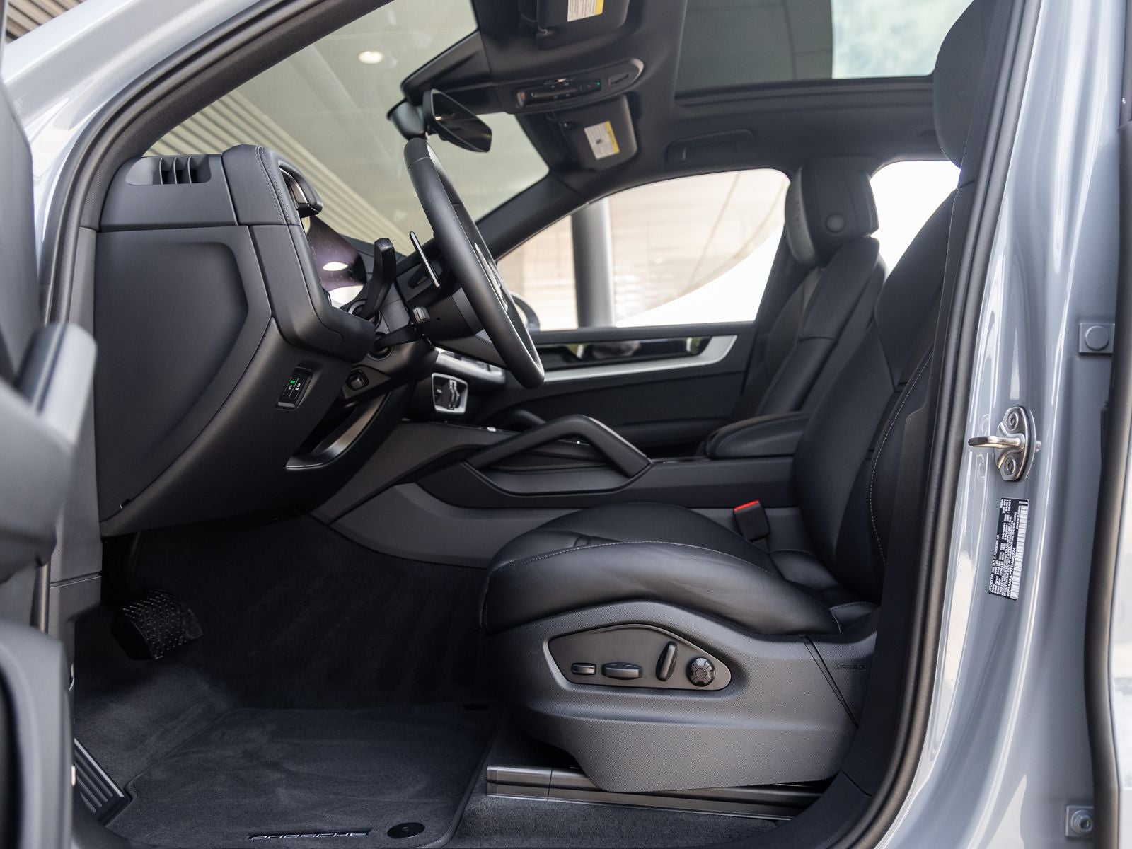 2026 Porsche Cayenne AWD