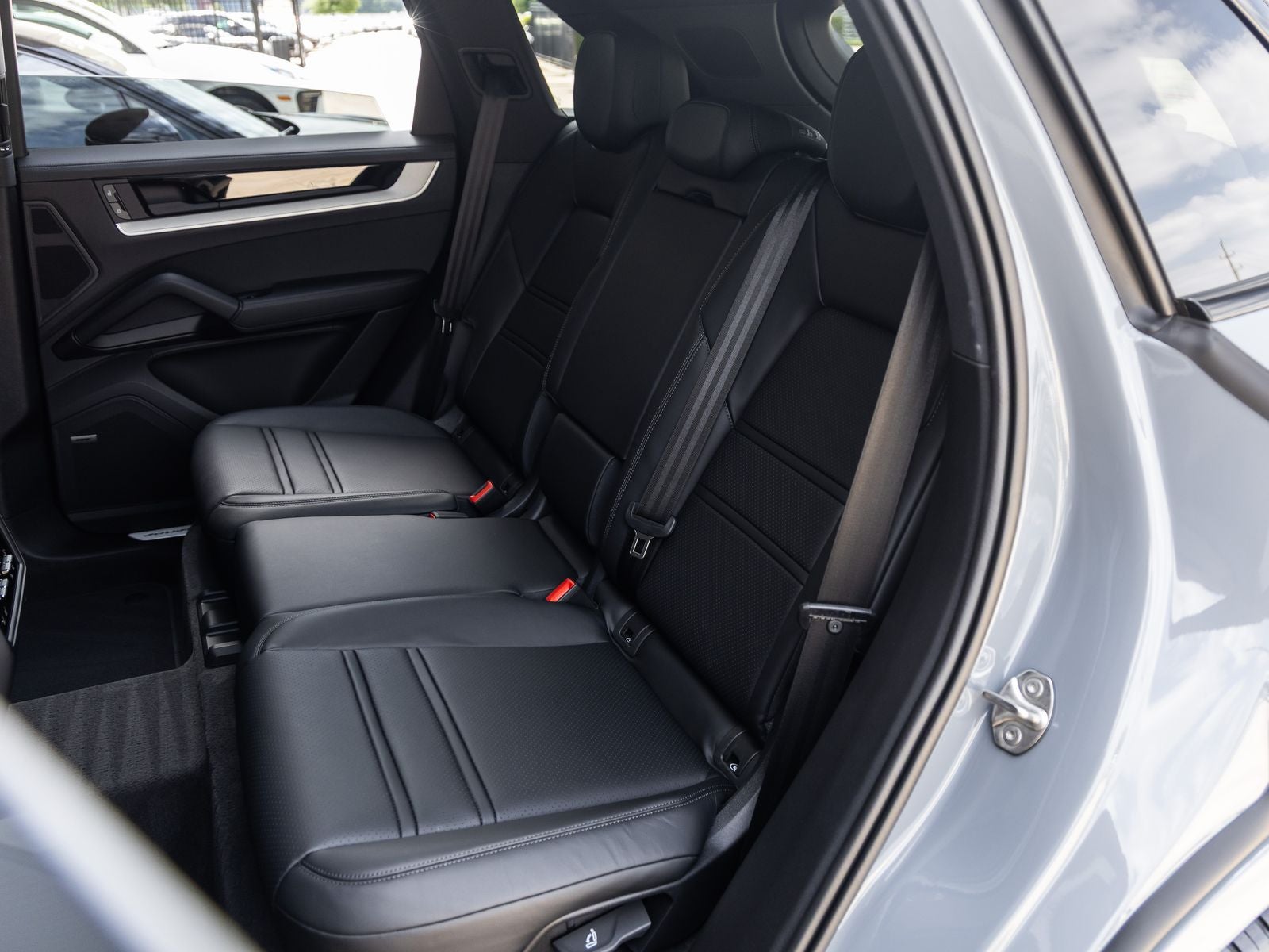 2026 Porsche Cayenne AWD