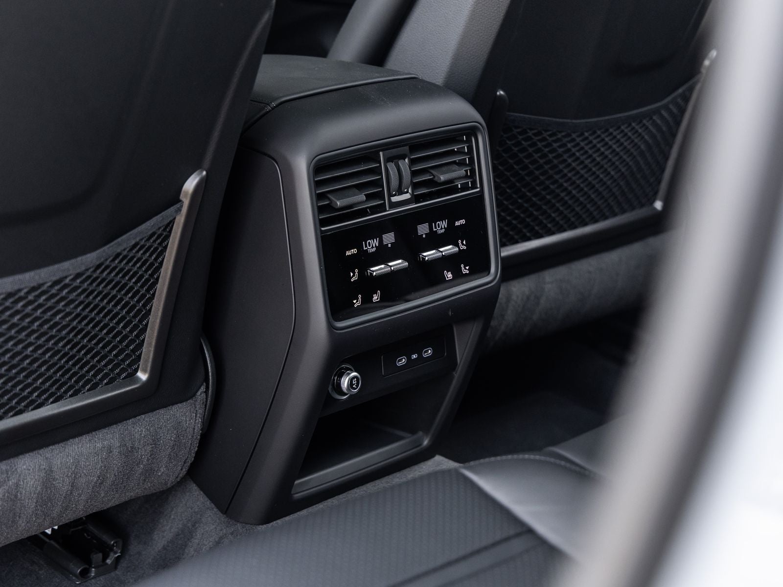 2026 Porsche Cayenne AWD