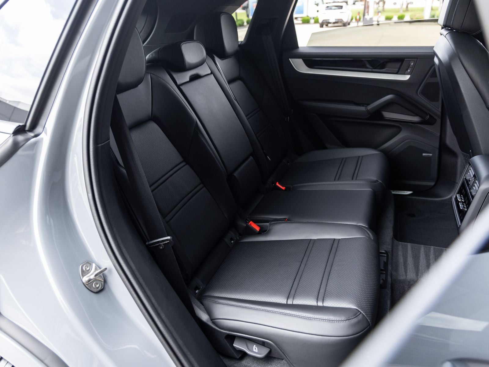 2026 Porsche Cayenne AWD