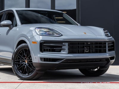 2026 Porsche Cayenne AWD
