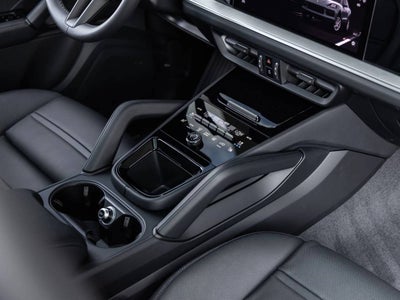 2026 Porsche Cayenne AWD