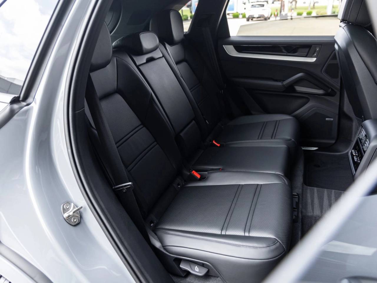 2026 Porsche Cayenne AWD
