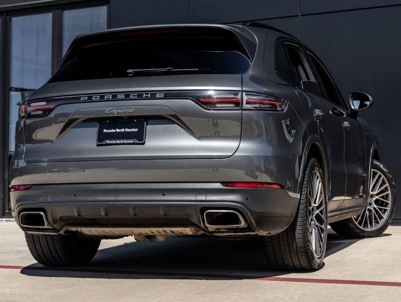 2022 Porsche Cayenne Cayenne (MY22)