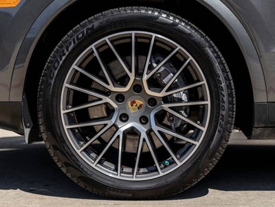 2022 Porsche Cayenne Cayenne (MY22)