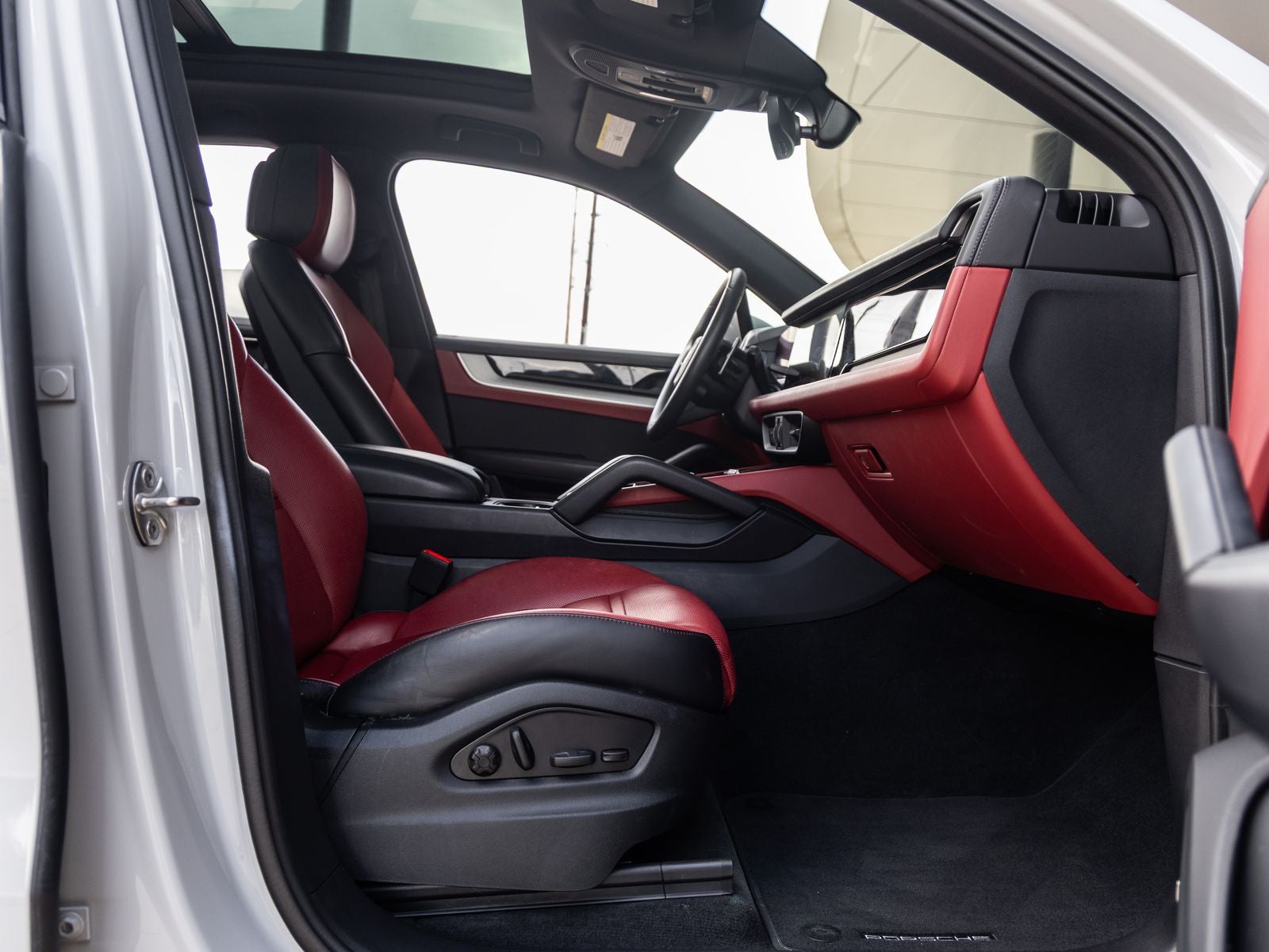 2024 Porsche Cayenne Cayenne (MY24)