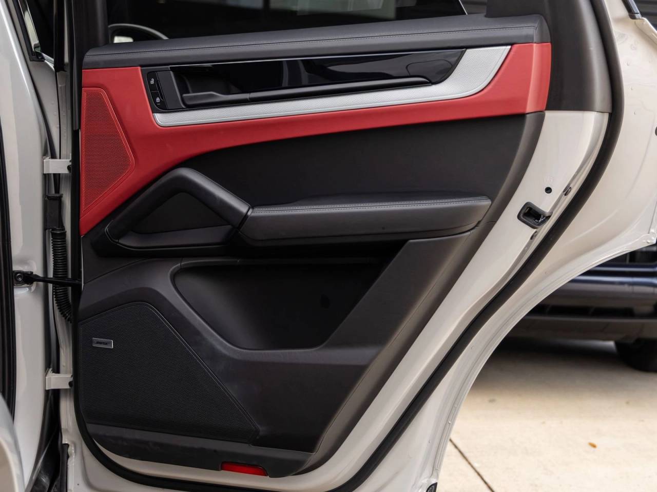 2024 Porsche Cayenne AWD