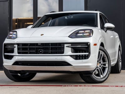 2025 Porsche Cayenne Cayenne