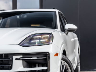 2025 Porsche Cayenne Cayenne