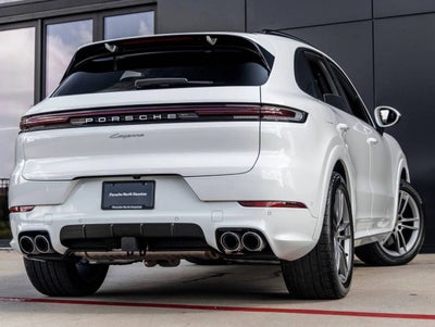 2025 Porsche Cayenne Base