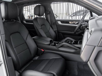 2025 Porsche Cayenne Cayenne