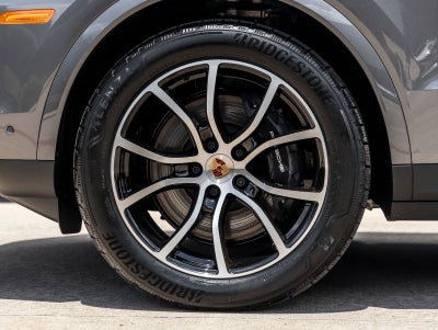 2026 Porsche Cayenne AWD