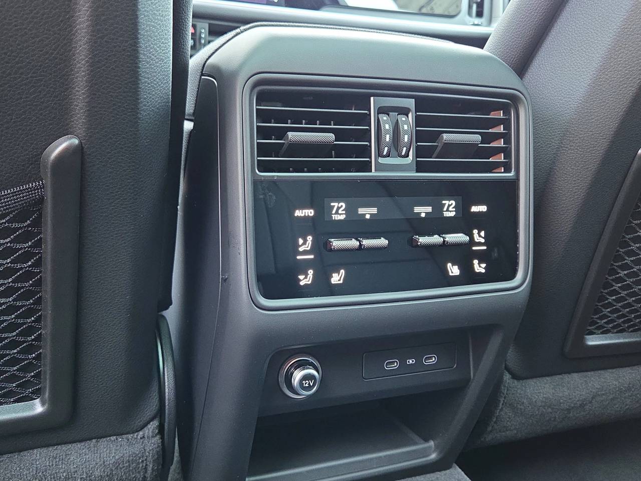 2026 Porsche Cayenne AWD