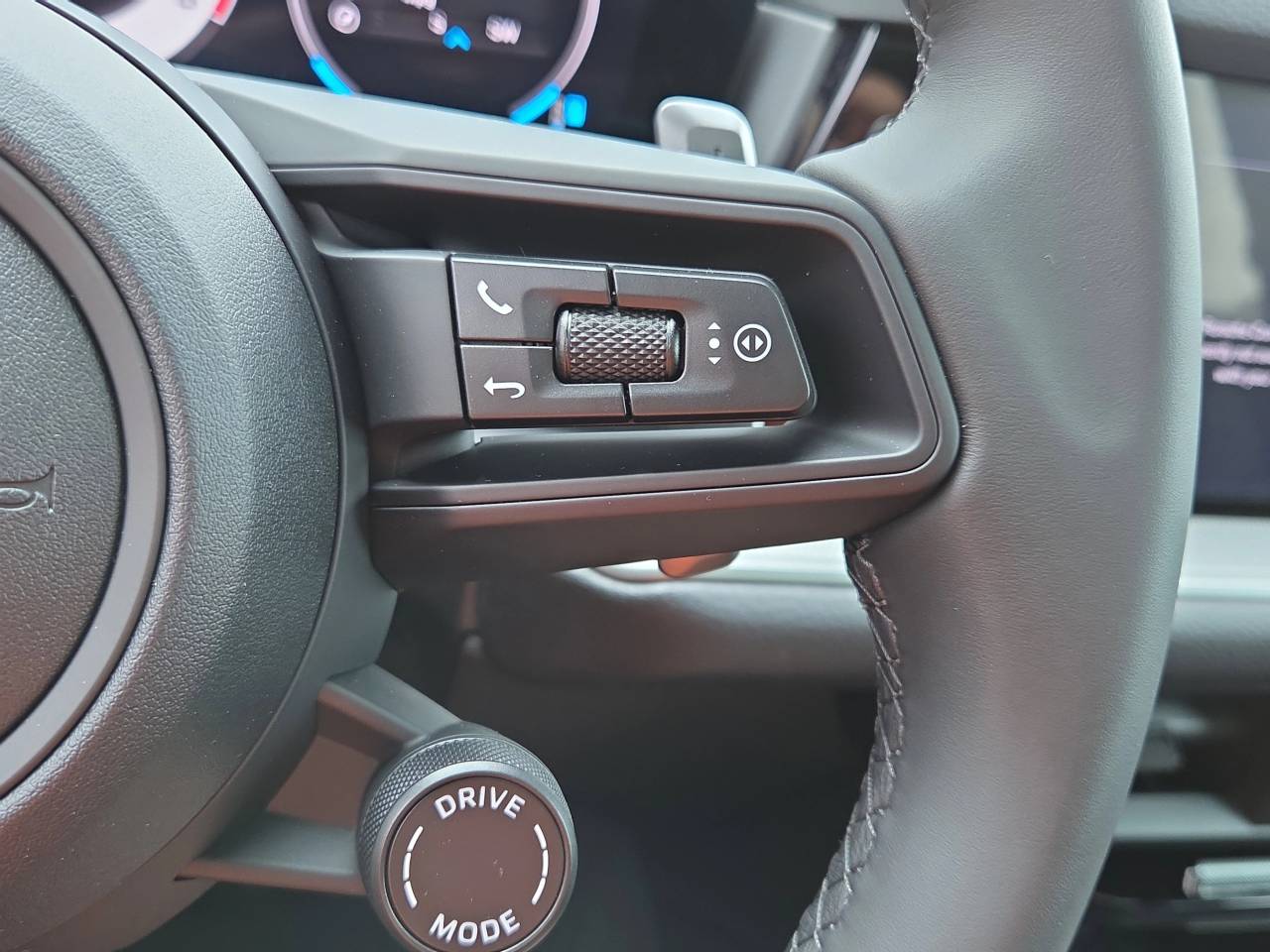 2026 Porsche Cayenne AWD