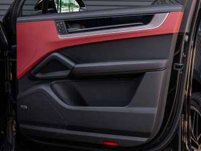 2026 Porsche Cayenne AWD