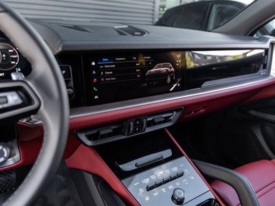 2026 Porsche Cayenne AWD
