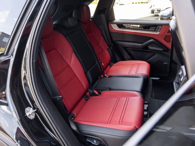 2026 Porsche Cayenne AWD