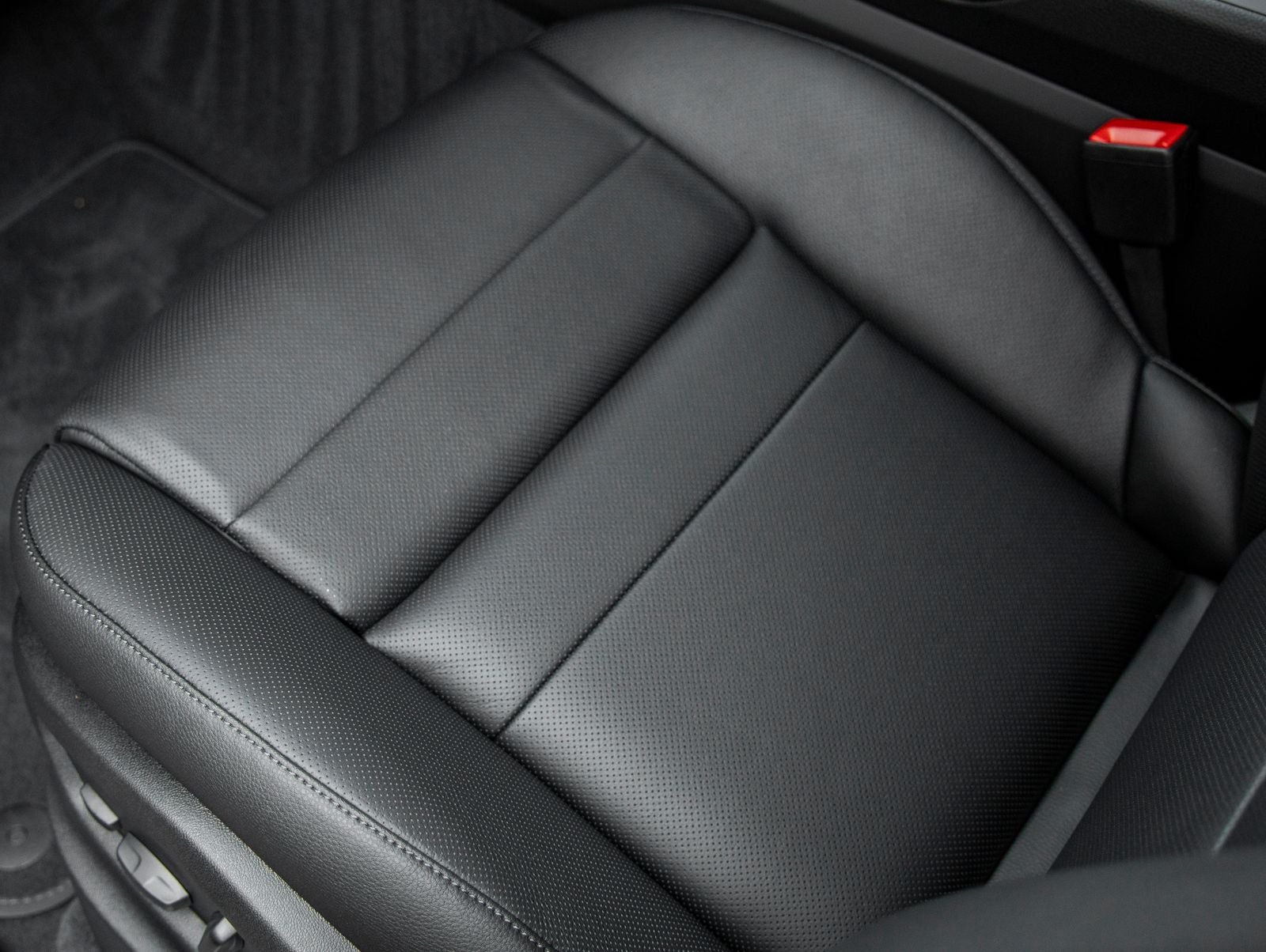 2026 Porsche Cayenne AWD