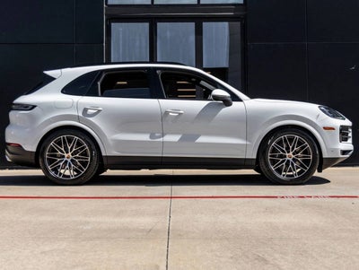 2026 Porsche Cayenne AWD