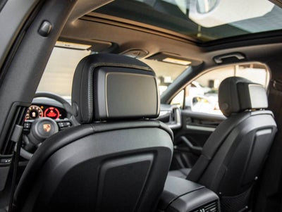 2026 Porsche Cayenne AWD