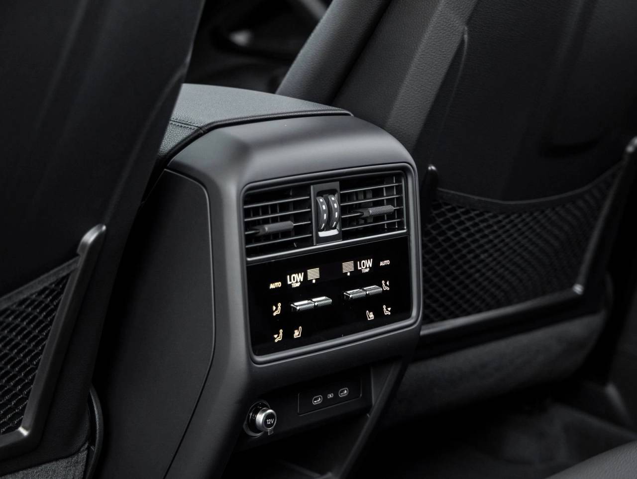 2026 Porsche Cayenne AWD