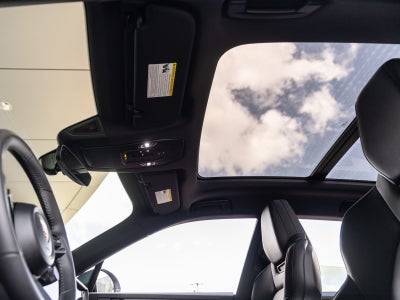 2026 Porsche Cayenne Cayenne Electric