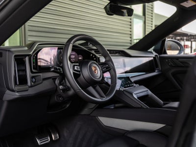 2026 Porsche Cayenne Cayenne Electric