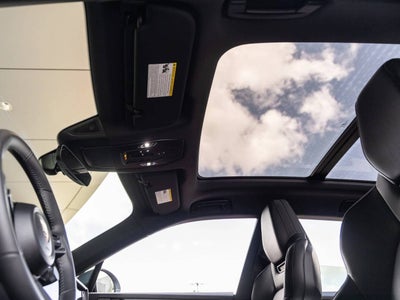 2026 Porsche Cayenne Cayenne Electric