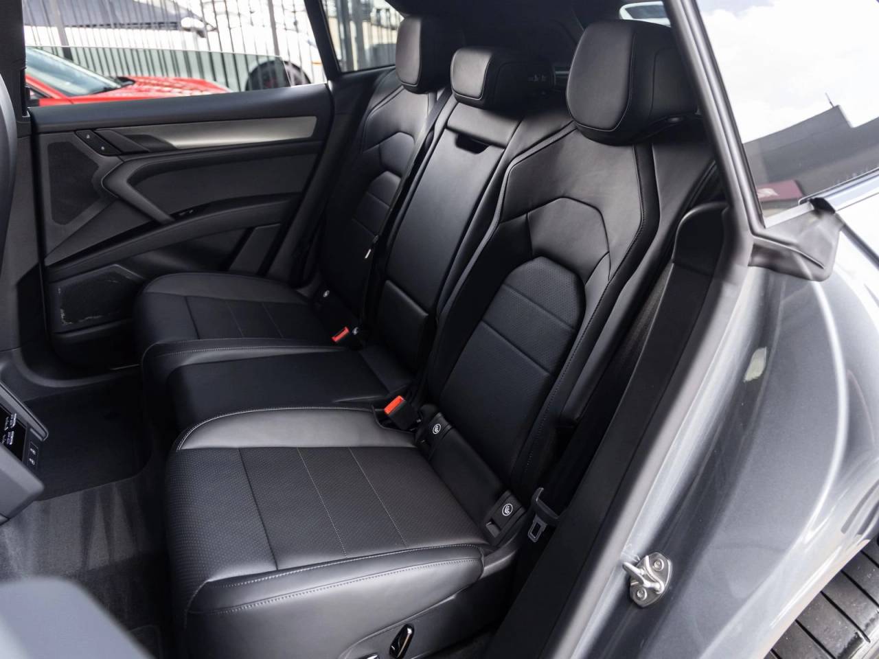 2026 Porsche Cayenne Cayenne Electric