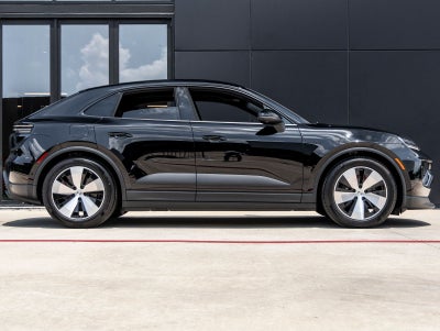 2025 Porsche Macan Electric Macan 4 Electric