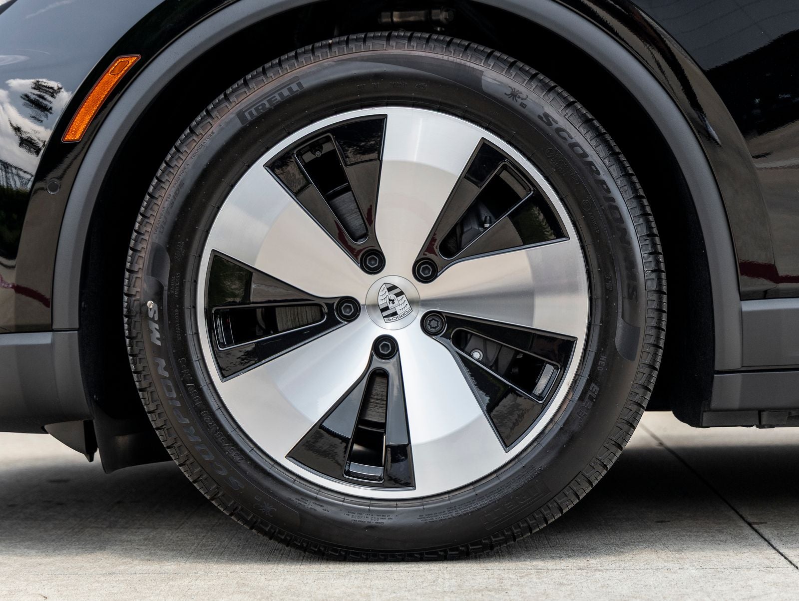 2025 Porsche Macan Electric Macan 4 Electric