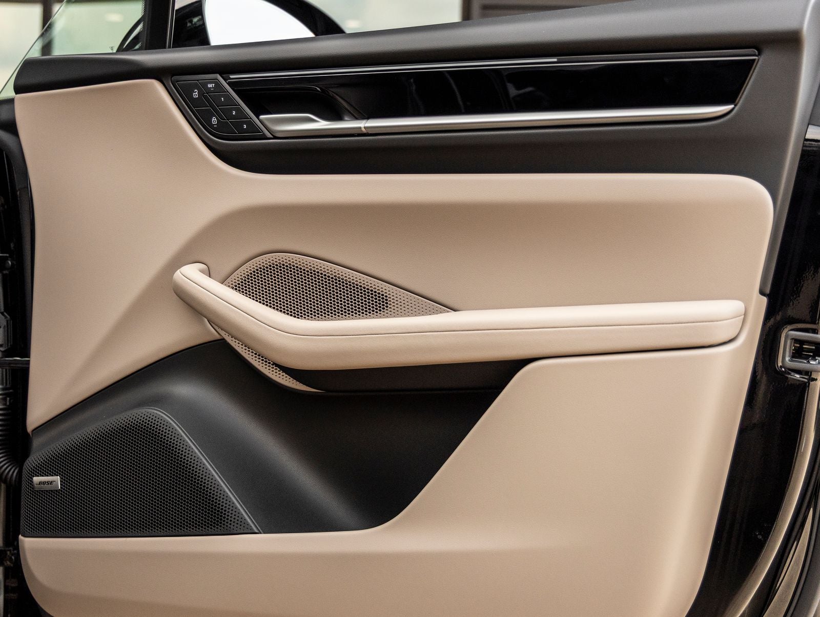 2025 Porsche Macan Electric Macan 4 Electric