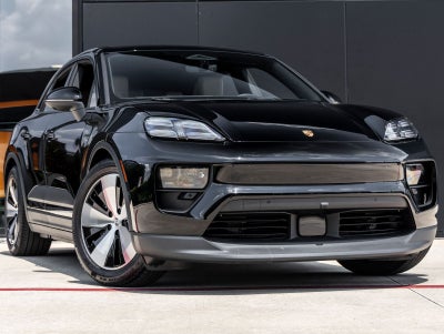 2025 Porsche Macan Electric Macan 4 Electric