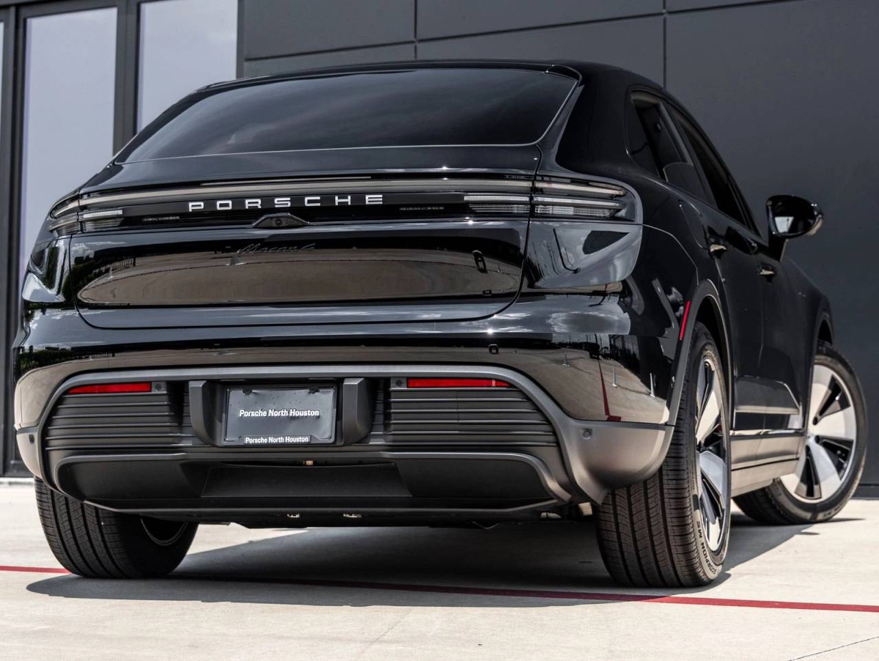 2025 Porsche Macan Electric Macan 4 Electric