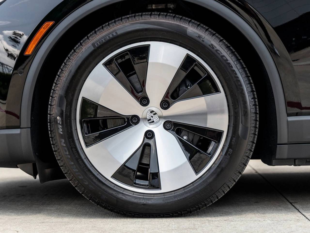 2025 Porsche Macan Electric Macan 4 Electric