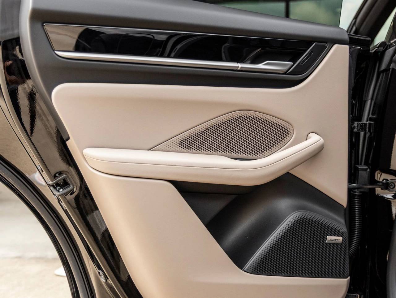 2025 Porsche Macan Electric Macan 4 Electric