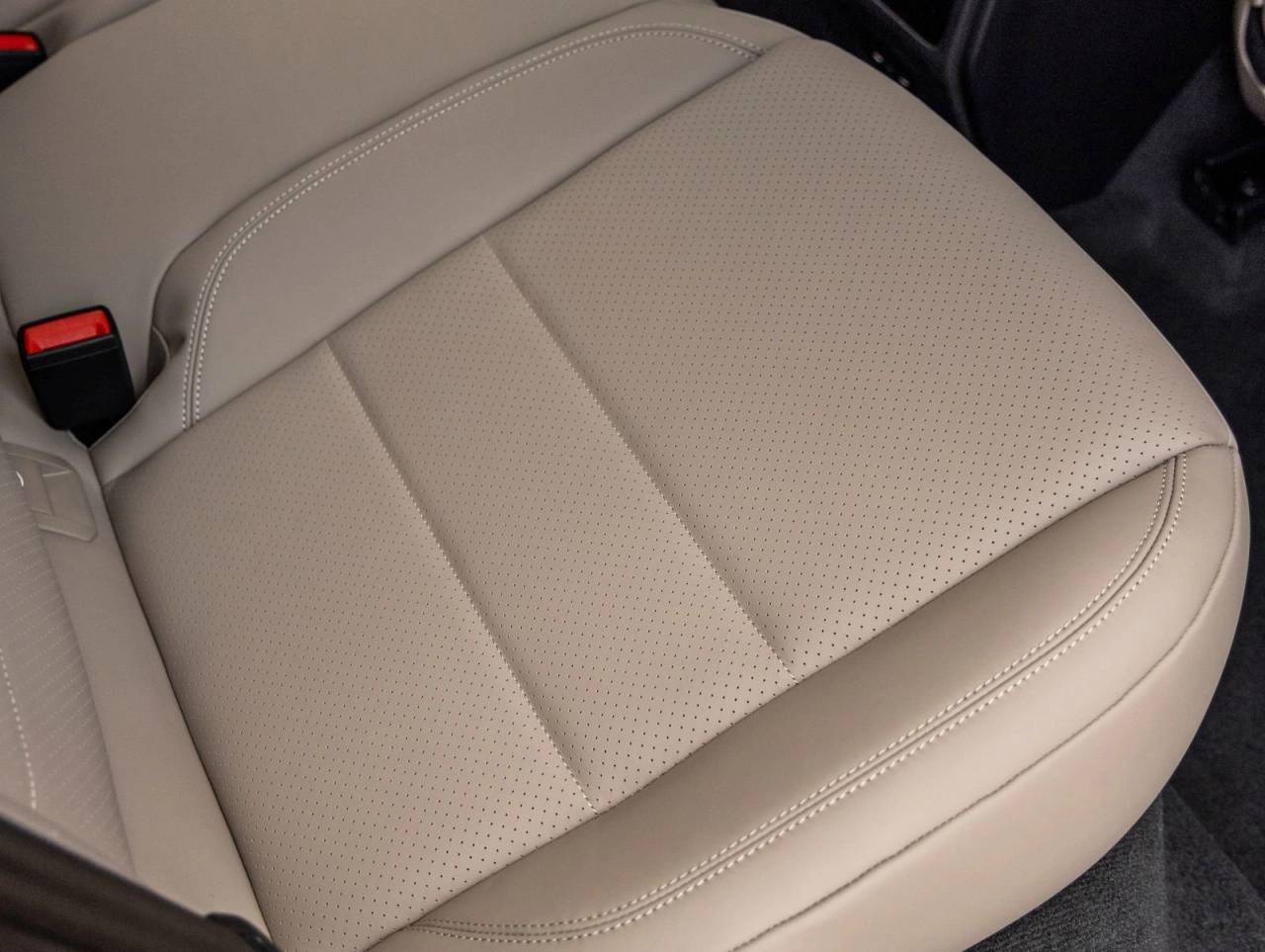 2025 Porsche Macan Electric Macan 4 Electric