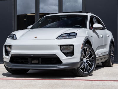2026 Porsche Macan 4 Electric