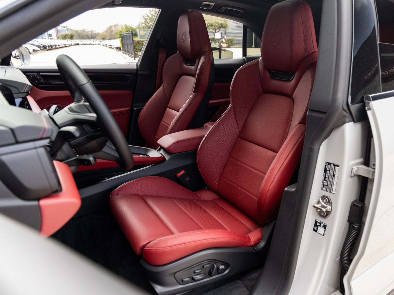 2026 Porsche Macan 4 Electric