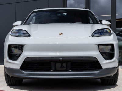 2026 Porsche Macan 4 Electric