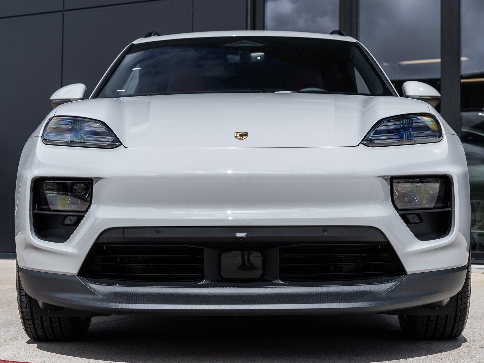 2026 Porsche Macan 4 Electric