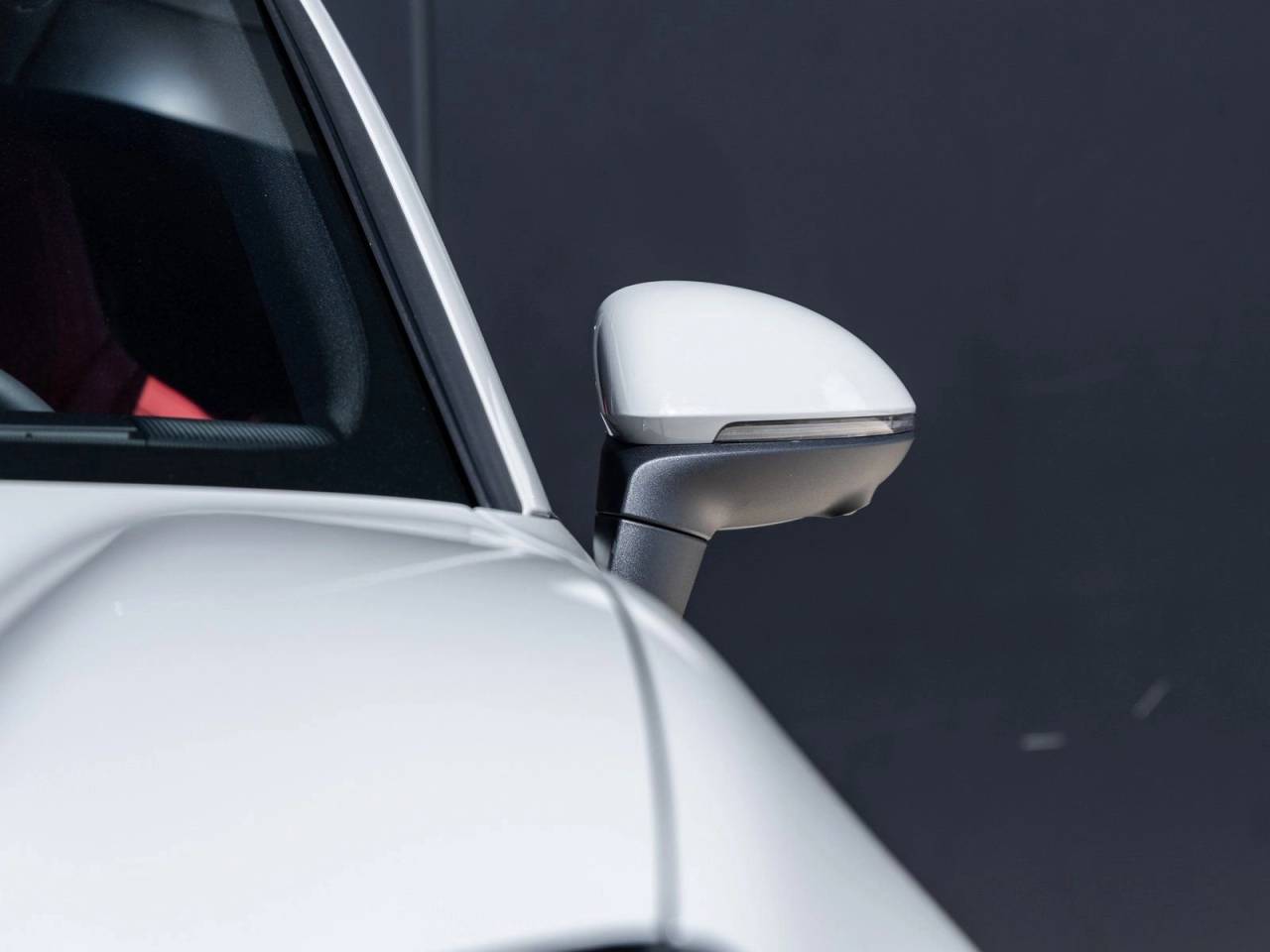 2026 Porsche Macan 4 Electric