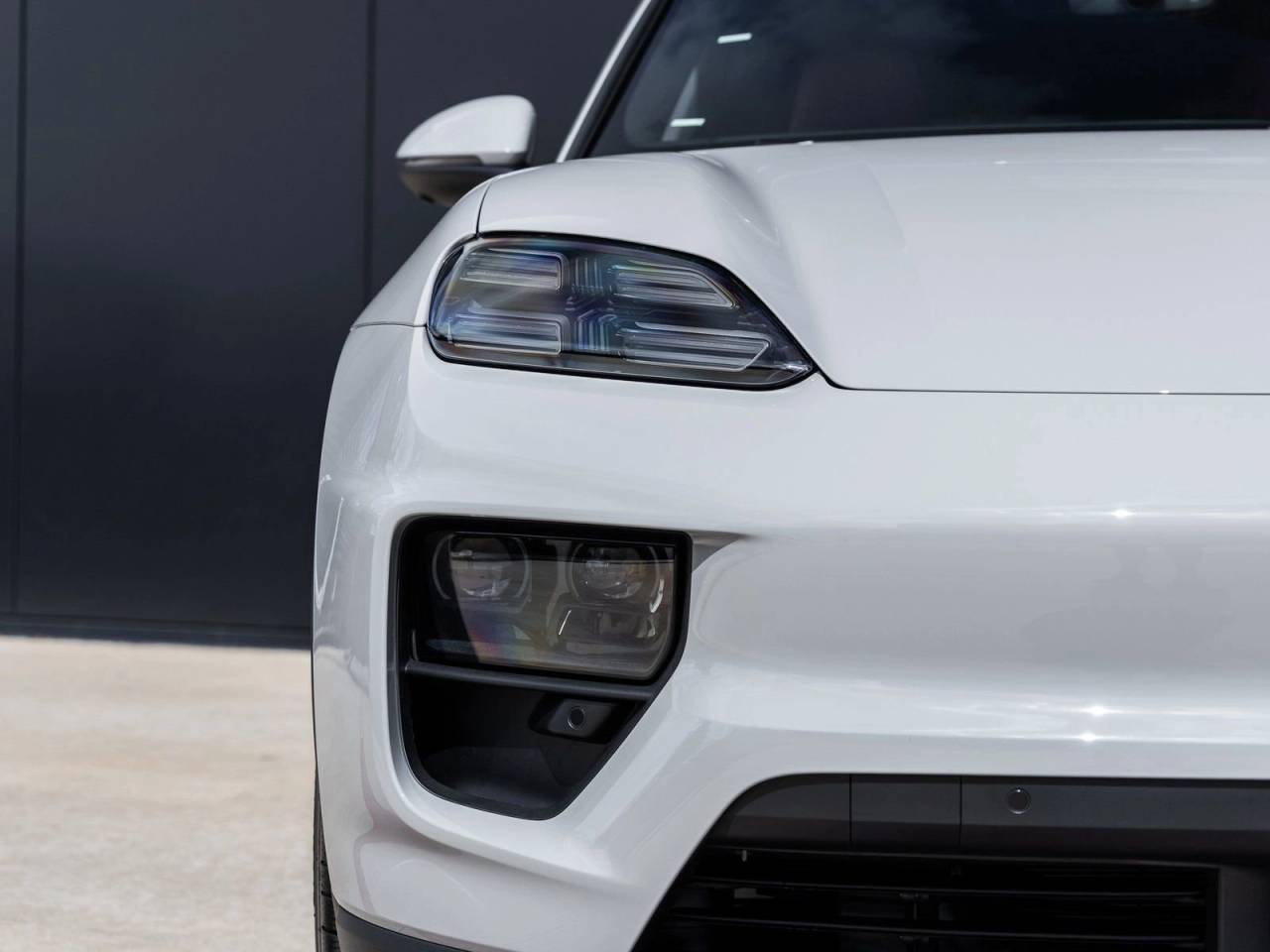 2026 Porsche Macan 4 Electric