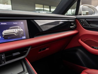 2026 Porsche Macan 4 Electric