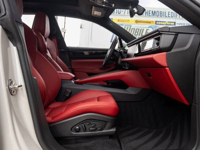 2026 Porsche Macan 4 Electric