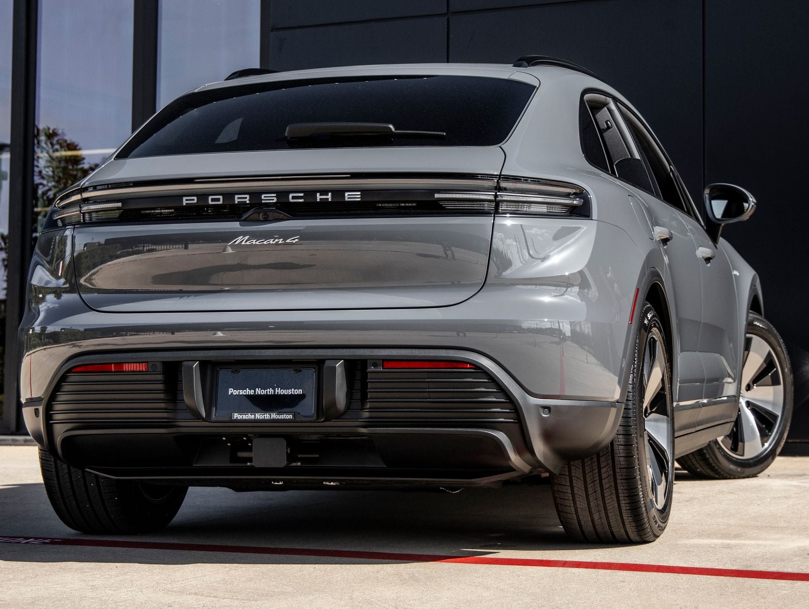 2026 Porsche Macan Macan 4 Electric
