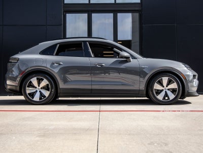 2026 Porsche Macan Macan 4 Electric