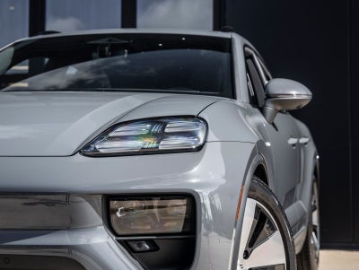 2026 Porsche Macan Macan 4 Electric